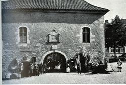 Strandsiden - fra klosterlandskap til pulserende sentrum