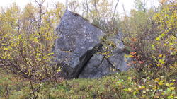 Helleren ved Fiskbuvatnet