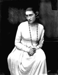 Schjelderup, Eleonore