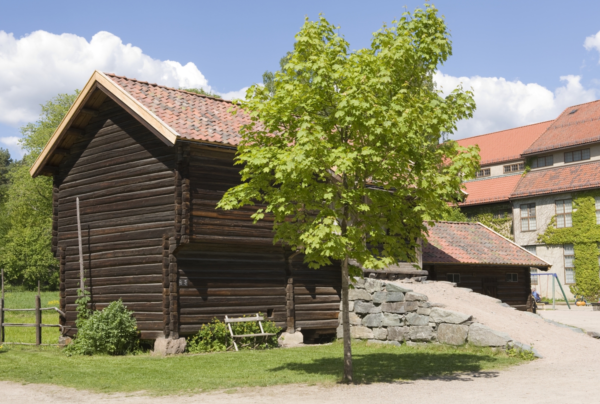 Telemarkstunet på Norsk Folkemuseum, juni 2010. Stalløe fra Nedre Jørgedal i Bø.
