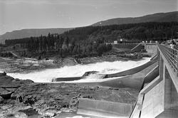 Hunderfossen, Lillehammer, 1966. Demning.