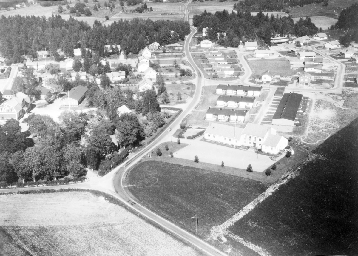 Flygfoto över Bälinge, Bälinge socken, Uppland 1966