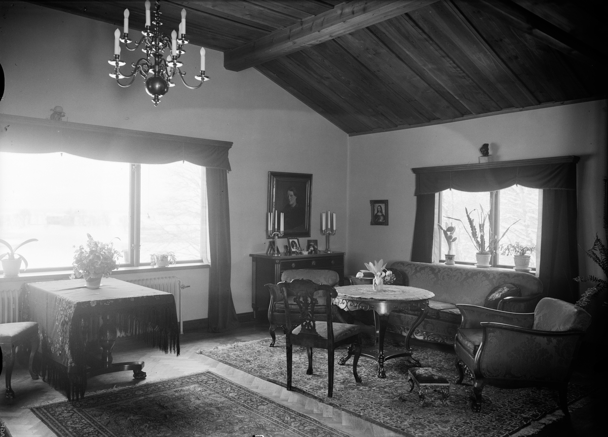 Bostadsinteriör - byggmästaren Anders Diös villa, Vårdsätravägen, kvarteret Aspen, Graneberg, Sunnersta, Uppsala 1935