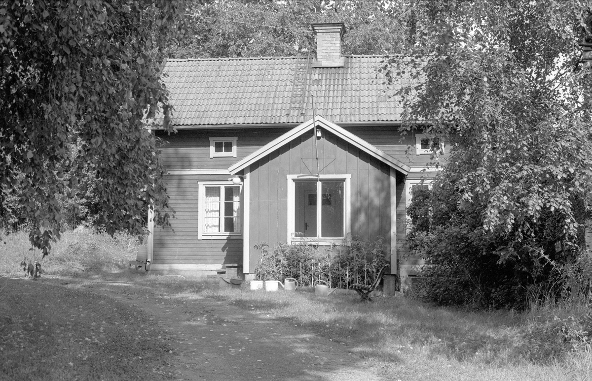 Bostadshus, Hallkved 16:16, Hallkved, Funbo socken, Uppland 1982 