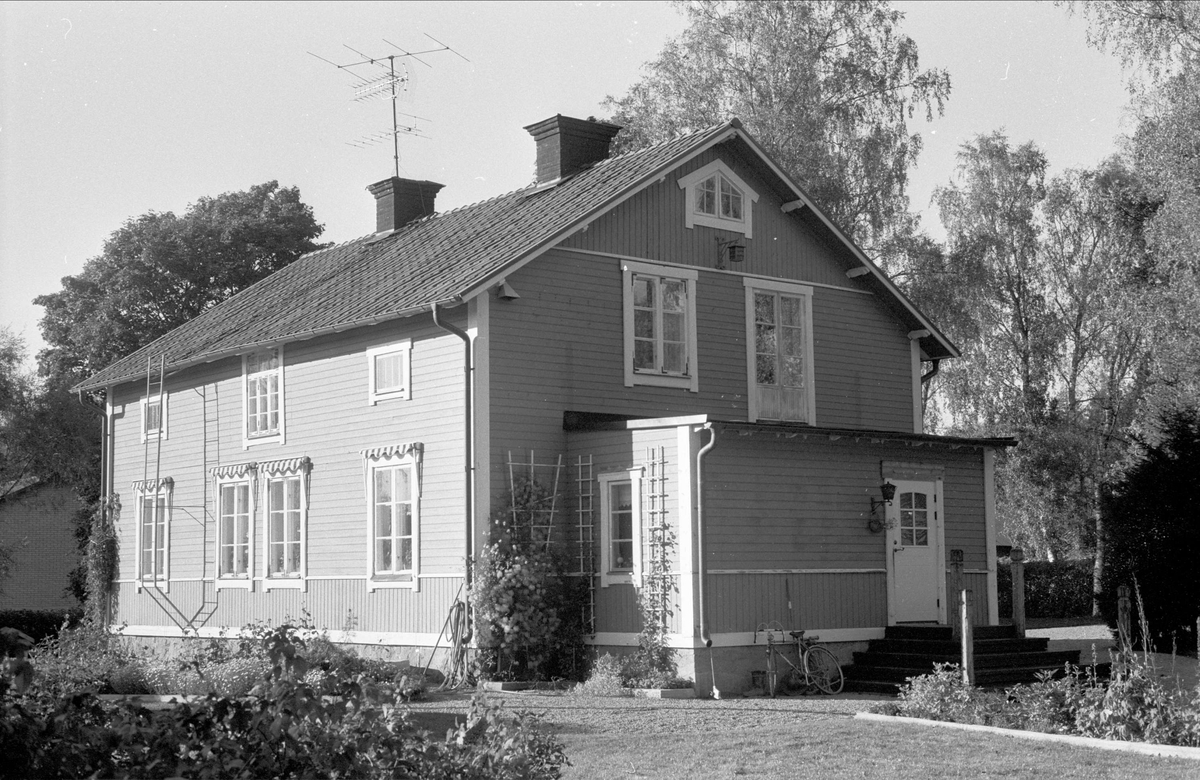 Bostadshus, Linvreten, Lövsta, Almunge socken, Uppland 1987