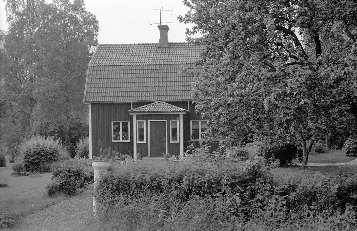 Bostadshus, Haga, Faringe-Täby 1:13, Faringe socken, Uppland 1987