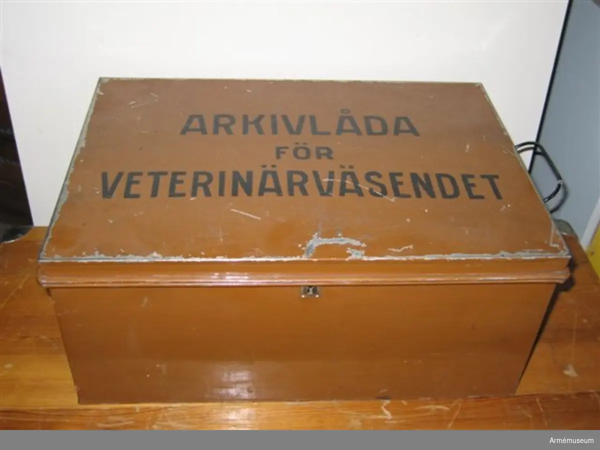 Arkivlåda för veterinärväsendet.