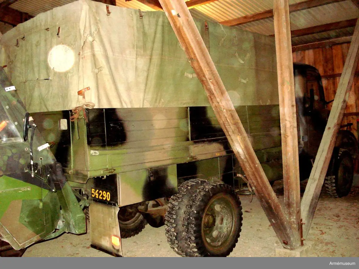 Terrängbil m/1942 M Armémuseum / DigitaltMuseum