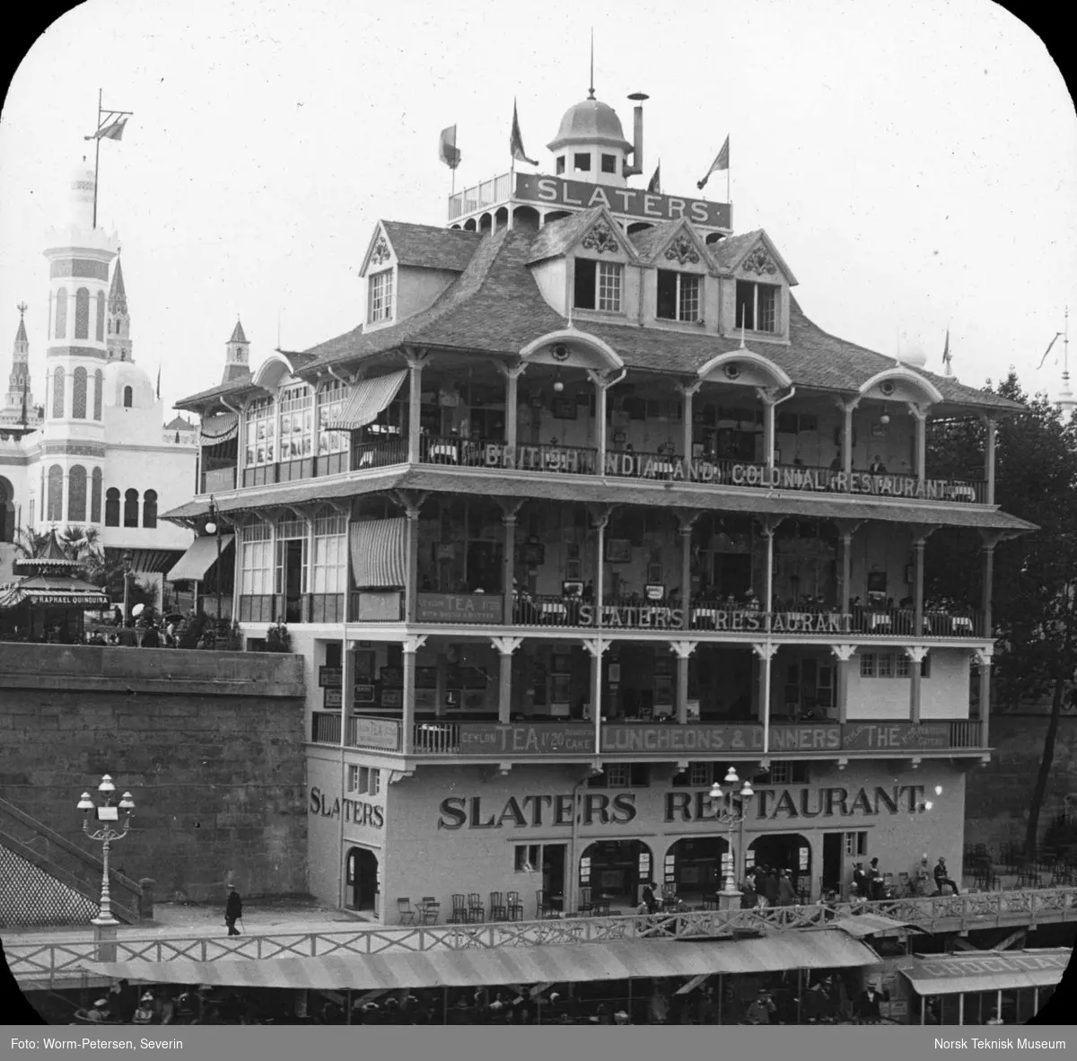 Verdensutstillingen i Paris 1900. Slaters restaurant.