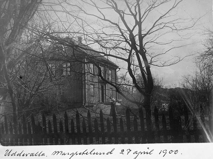 Text på kortet: "Uddevalla, Margretelund 27 april 1900".