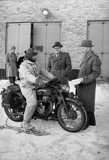 Motorcykeltävling 1954.