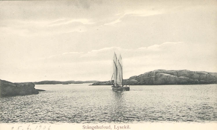 Tryckt text på kortet: "Stångehufvud, Lysekil."
"Albert Wallins Bokhandel."
Noterat på kortet: "25.6.1906."