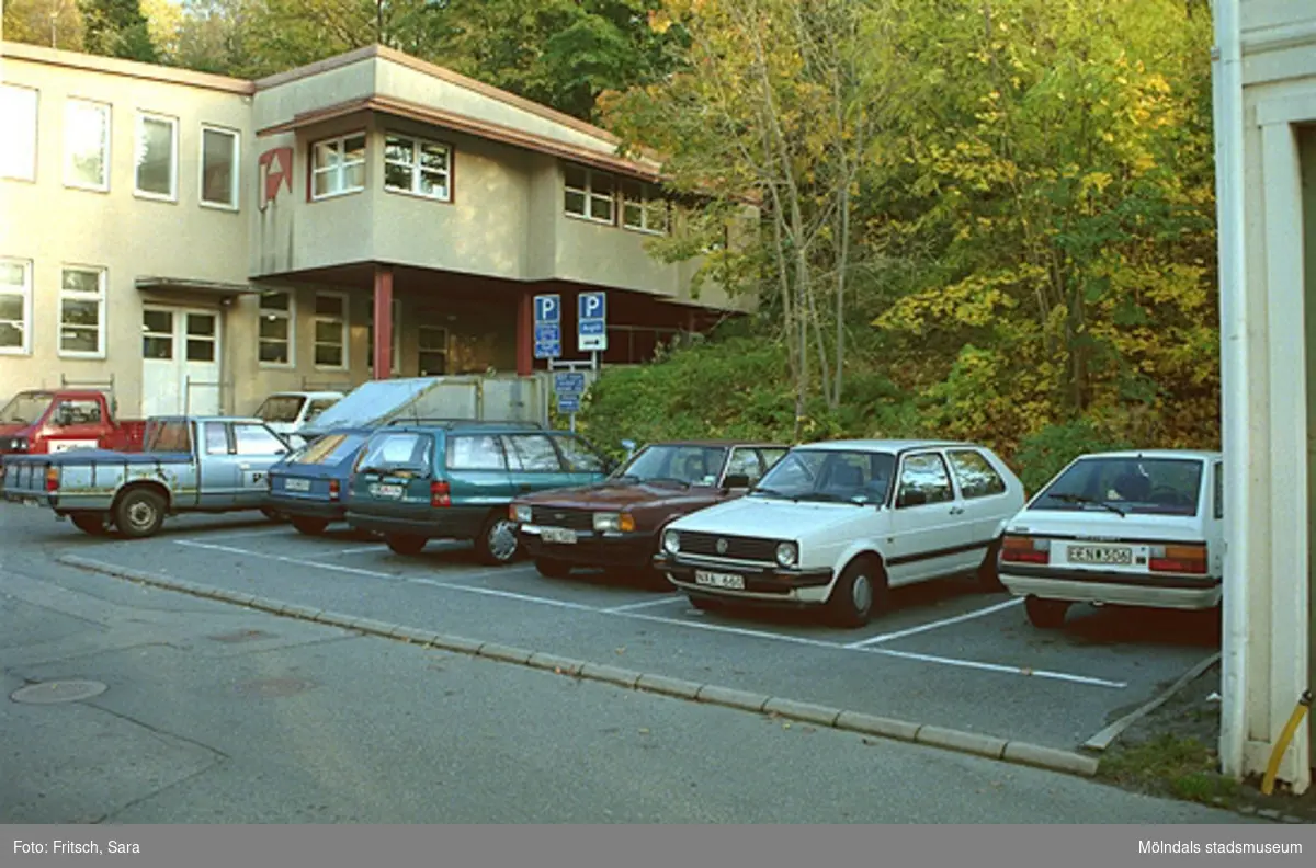 Parkering i Mölndals Kvarnby, 1996.