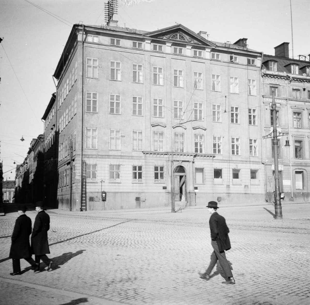 Kornhamnstorg 4, Stockholm
Exteriör

Svensk arkitektur: kyrkor, herrgårdar med mera fotograferade av Arkitekturminnesföreningen 1908-23.