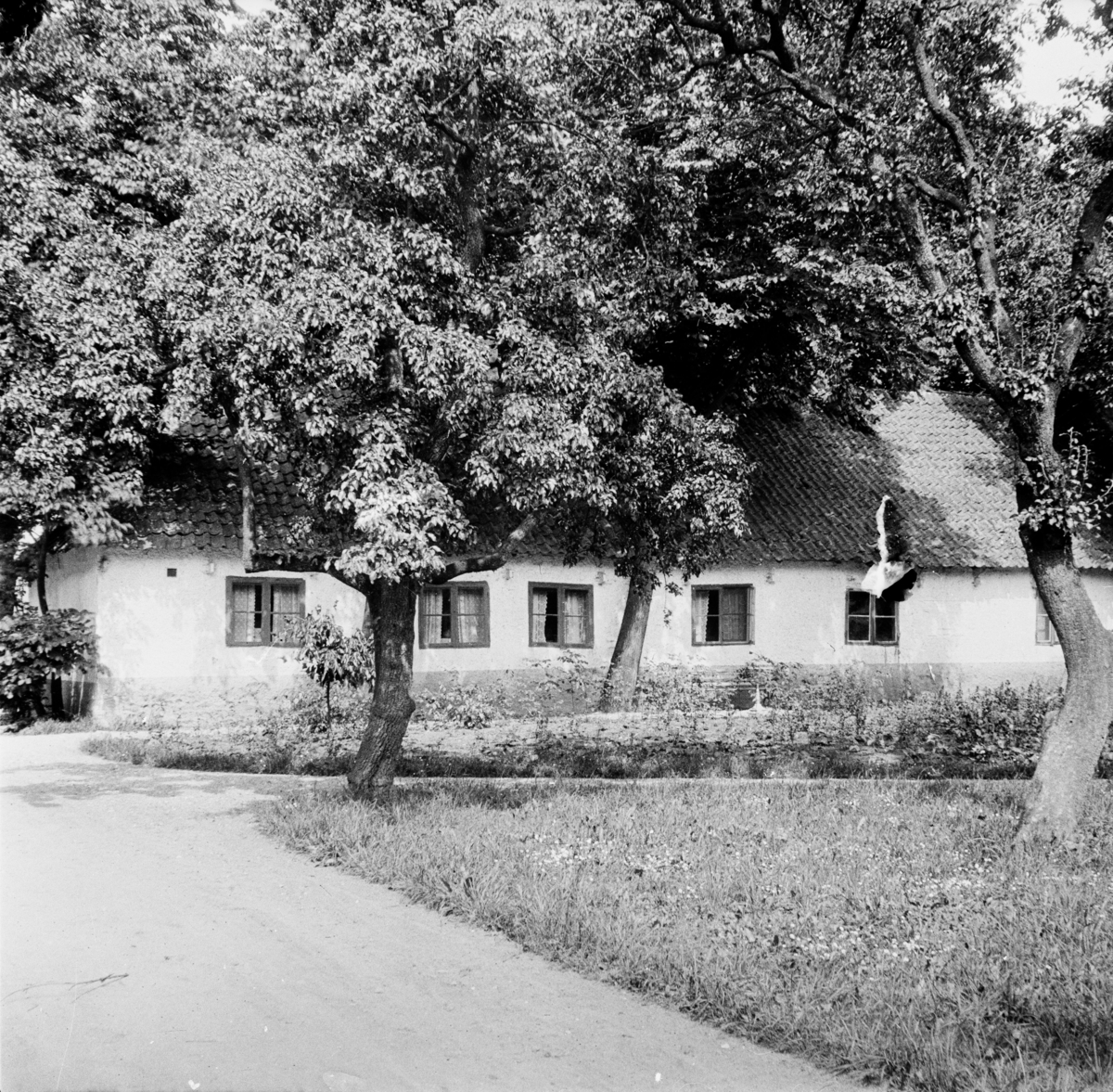 Säbyholm, Skåne
Exteriör

Svensk arkitektur: kyrkor, herrgårdar med mera fotograferade av Arkitekturminnesföreningen 1908-23.