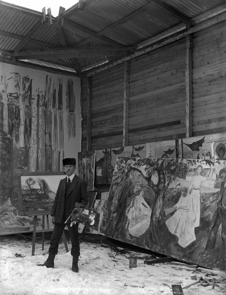 Edvard Munch i atelieret på Skrubben, Kragerø