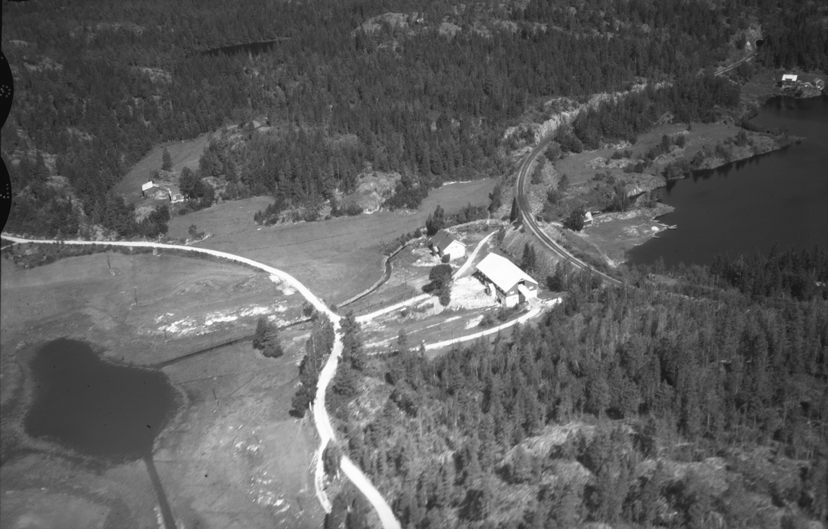 Flyfoto fra Kurdøla Gård 24/7-48. Sannidal
