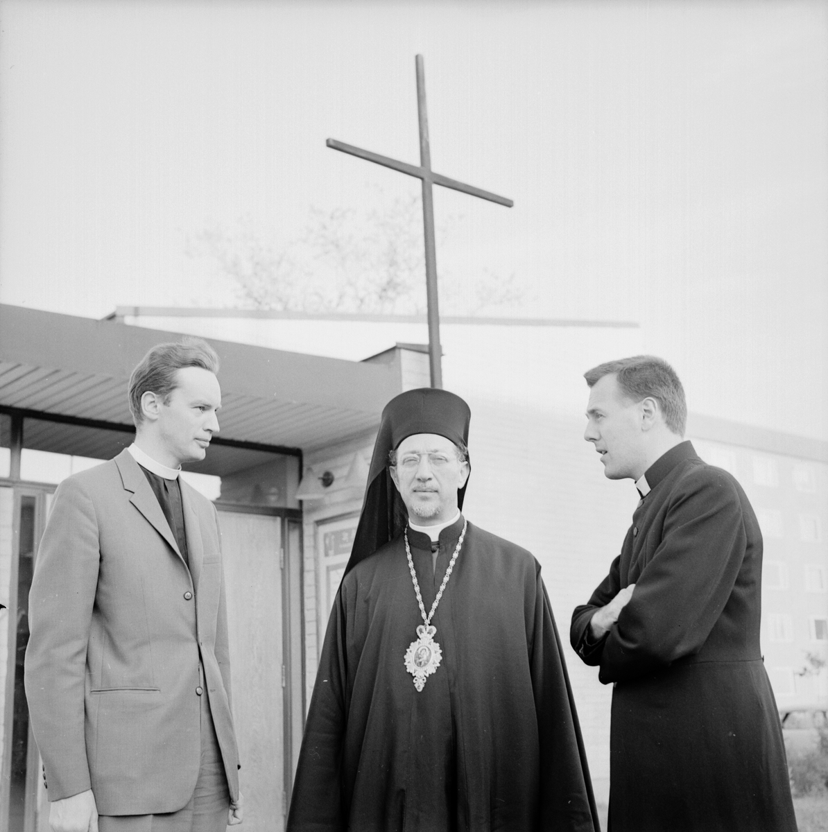 Konstantinopels utsände biskop Athenagoras förste jubileumsgästen på Kyrkojubiléets 800-årsjubileum, juni 1964