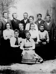 Bakerste fra høyre nummer 2: Anders Horseng?. Foran til høyr