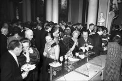 Nationaltheatret, interiør, publikumsfoajé, pause, servering