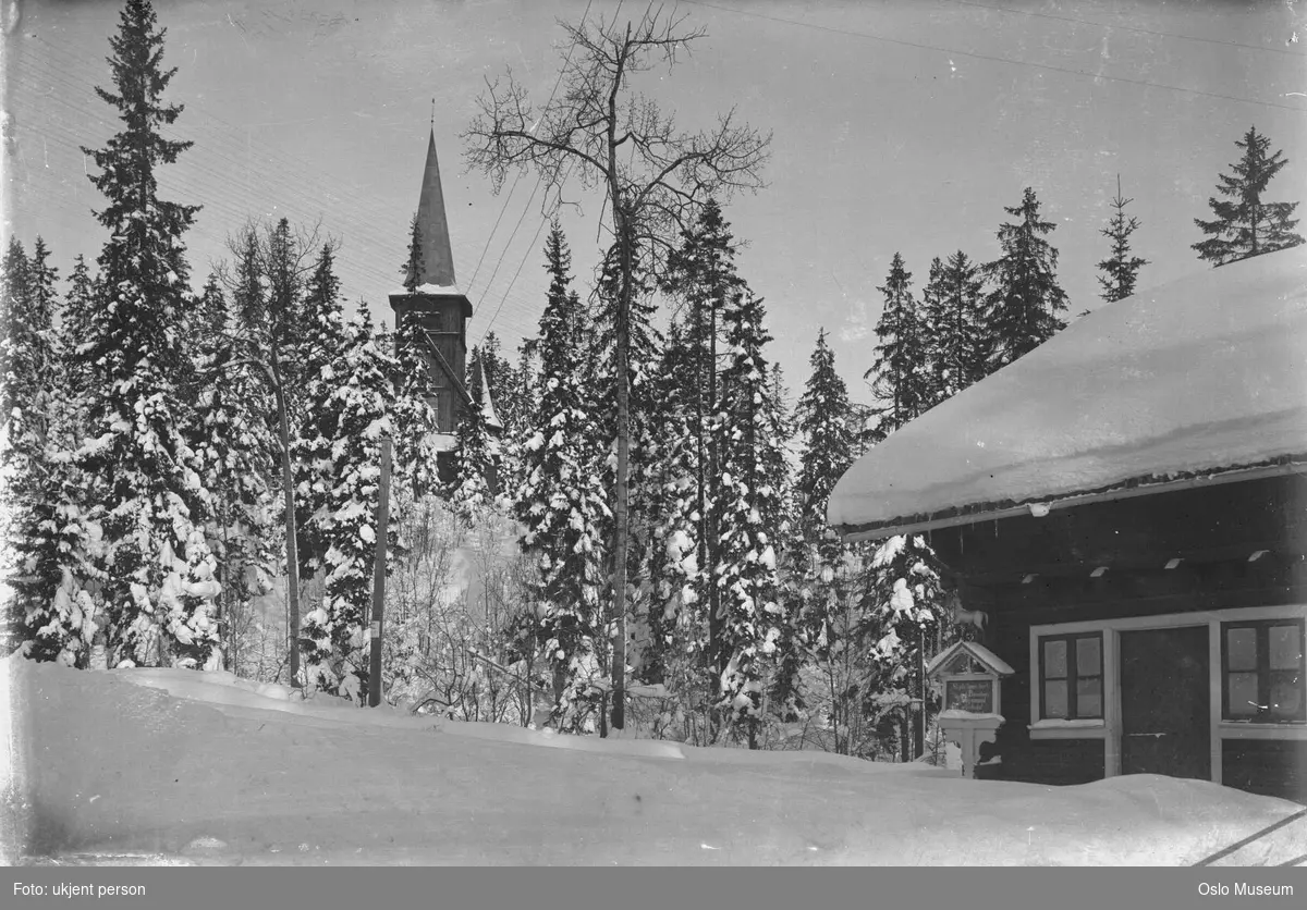 granskog, snø, tømmerhus, Holmenkollen kapell