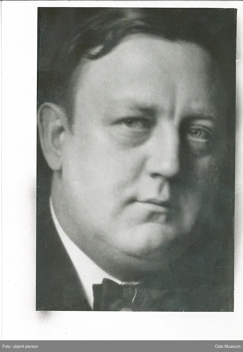 Klausen, Thorleif Arne (1882 - 1934)