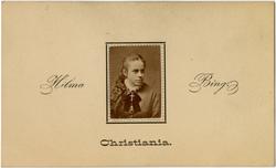 Visittkort med portrett av Hilma Bing. På baksiden står det 