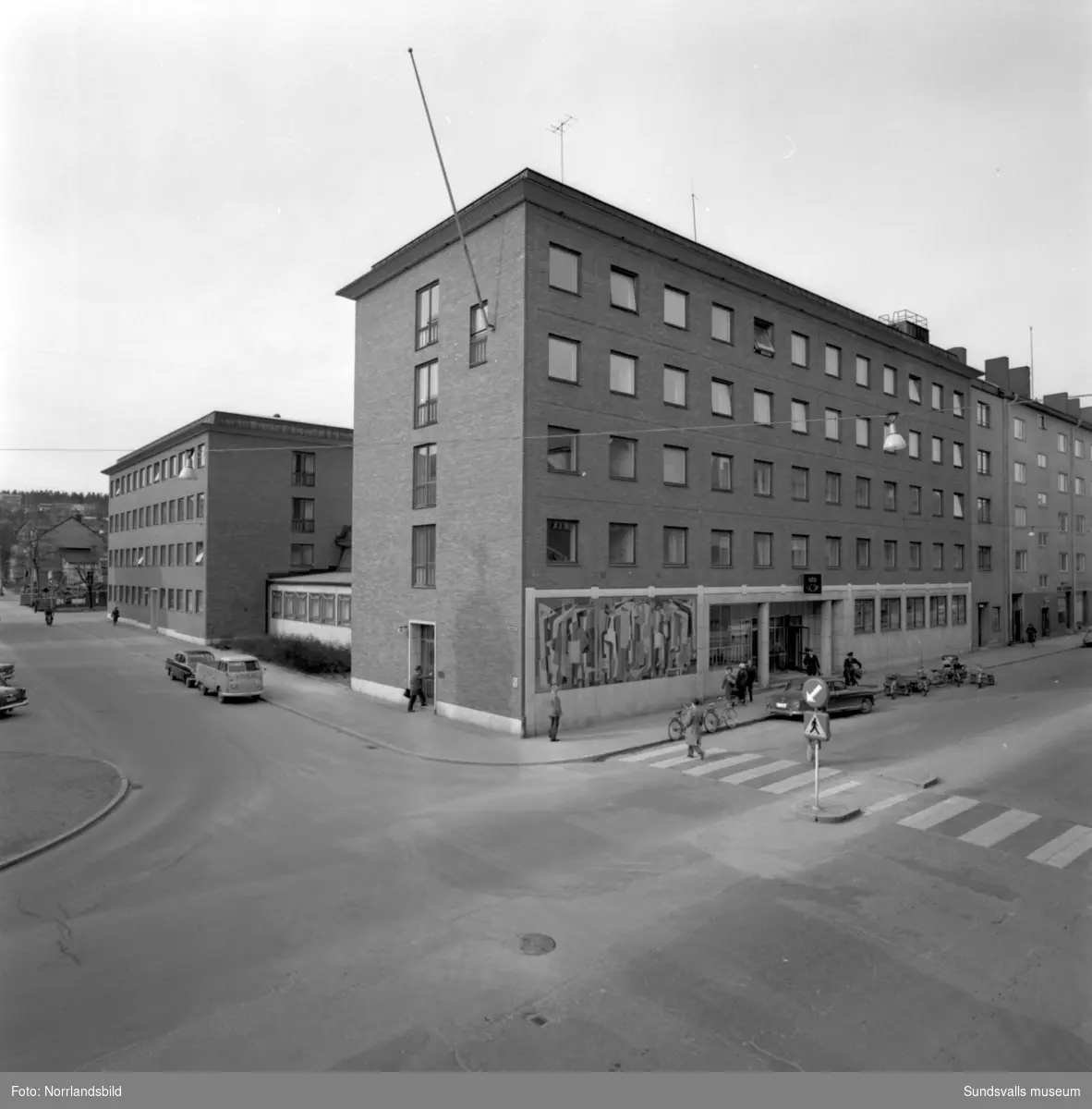 Exteriörbild av postkontoret i Sundsvall.