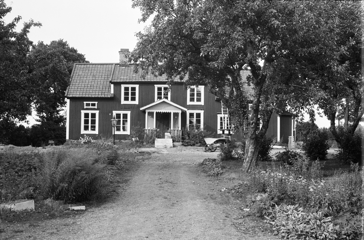 Bostadshus, Västerberga 3:7, Rasbo socken, Uppland 1982