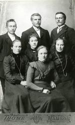 Foran fra venstre: Gjertrud Gjertsen, Mathilde Martiniussen,