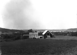 Småbruk/landskap.Sett fra Bakketun nordover mot inderøya/Koa