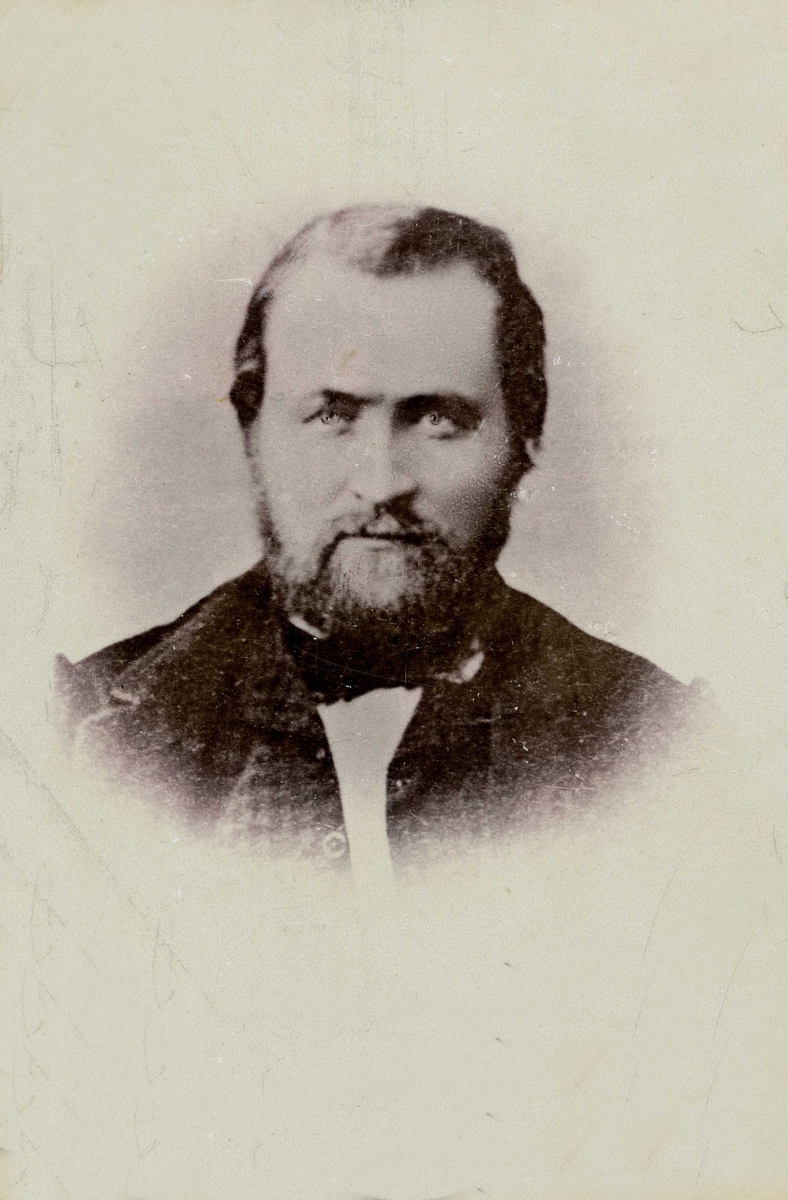 Portrett - Kjøpmann Thomas Wegner Nordbø. 1840 - 1873.