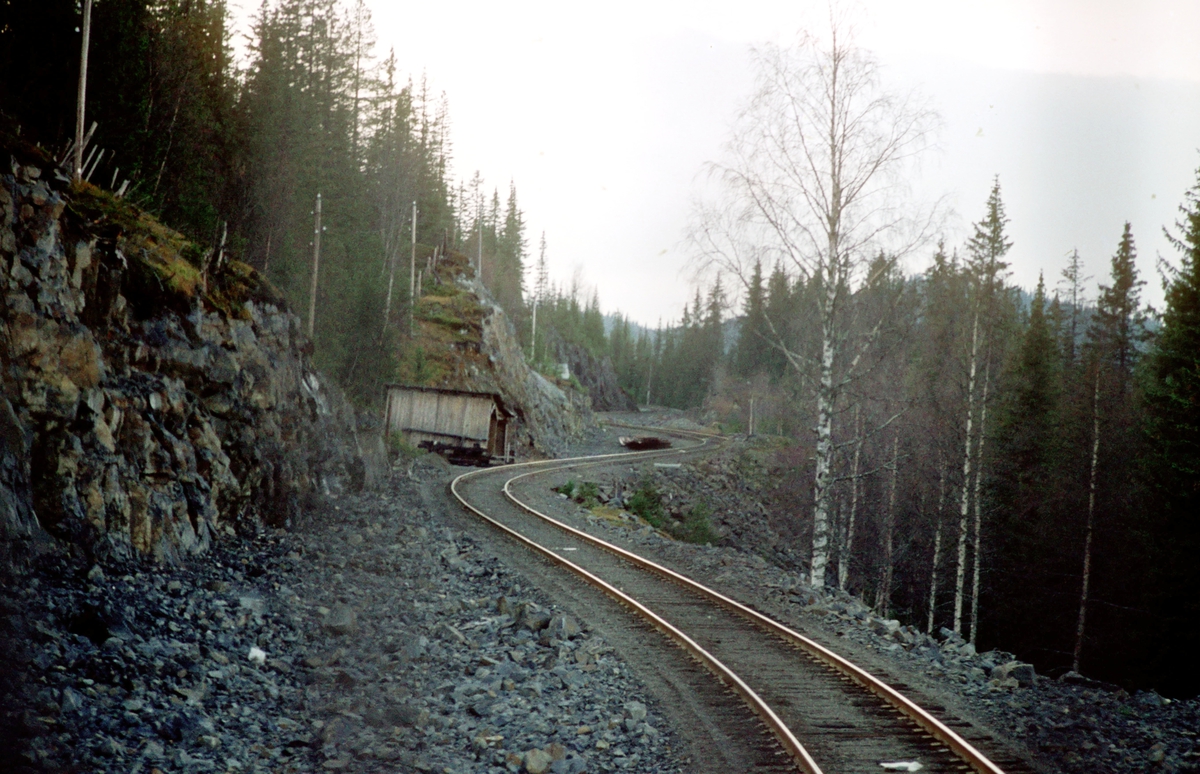 Valdresbanen ved Tonsåsen sett fra lokomotivet i tog 281 (Oslo Ø - Fagernes)