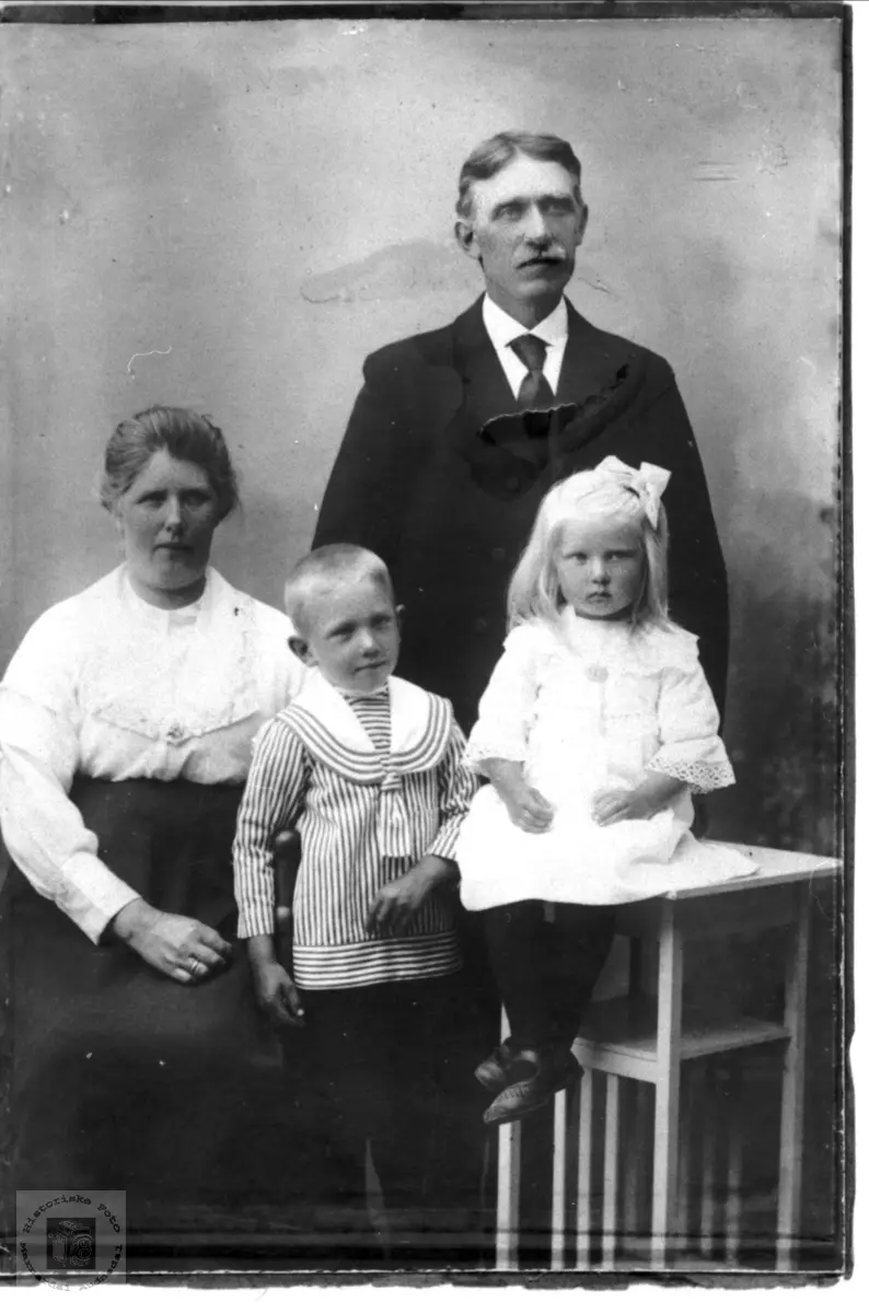 Foreldre og barn Øyslebø.