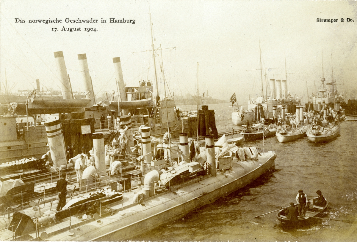 Den norske eskadre i Hamburg 17 august 1904.