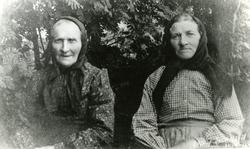 Søstrene Oline og Anna Mattisdatter