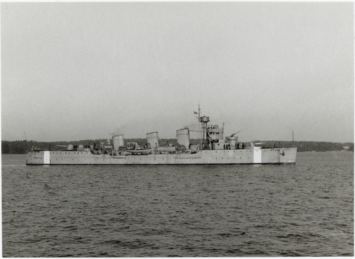 HMS Clas Fleming efter ombyggnaden 1940. - Sjöhistoriska museet / DigitaltMuseum