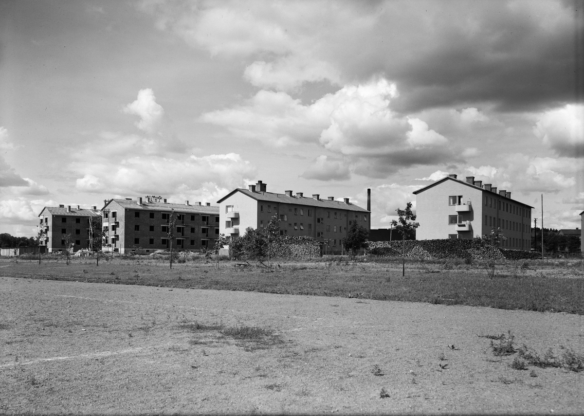 Flerbostadshus under byggnation, kvarteret Rane, Luthagen, Uppsala 1944