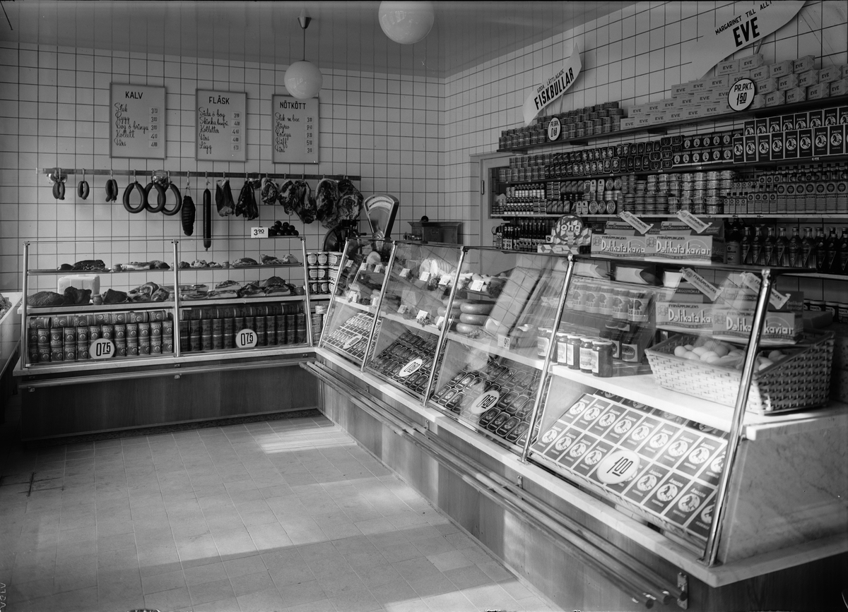 Livsmedelsaffär, sannolikt i Uppsala, 1944