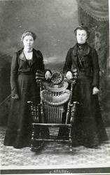 Oleanna og Eline Rørstrand