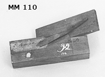 Styråra, modell av trä, målad, för kanonjollar från år 1791.