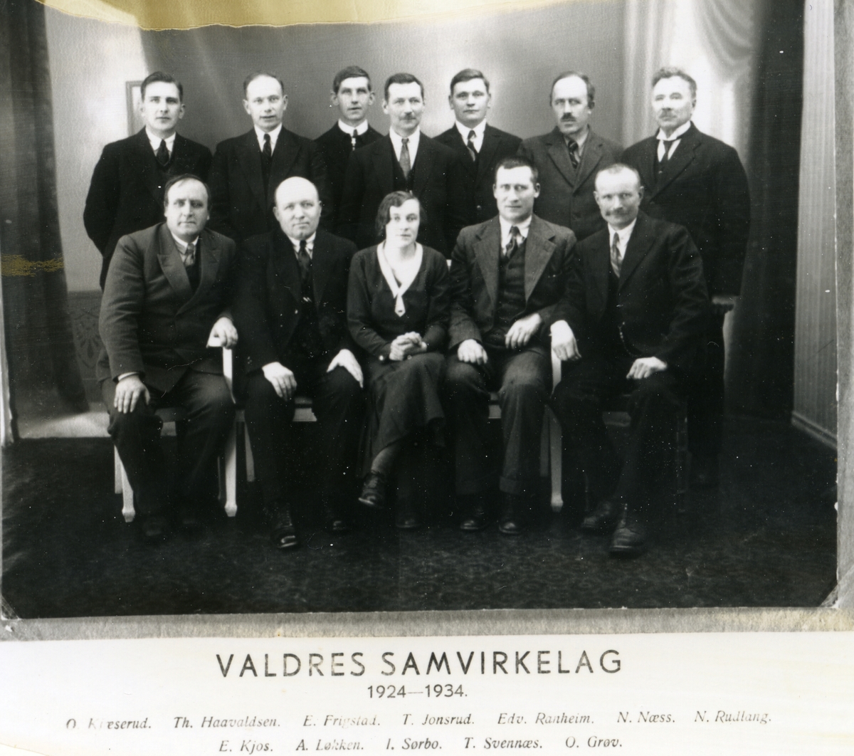 Styret i Valdres Samvirkelag 1924-1934, elleve menn og ei kvinne
