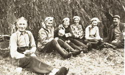 Hvilepause i høyonna.