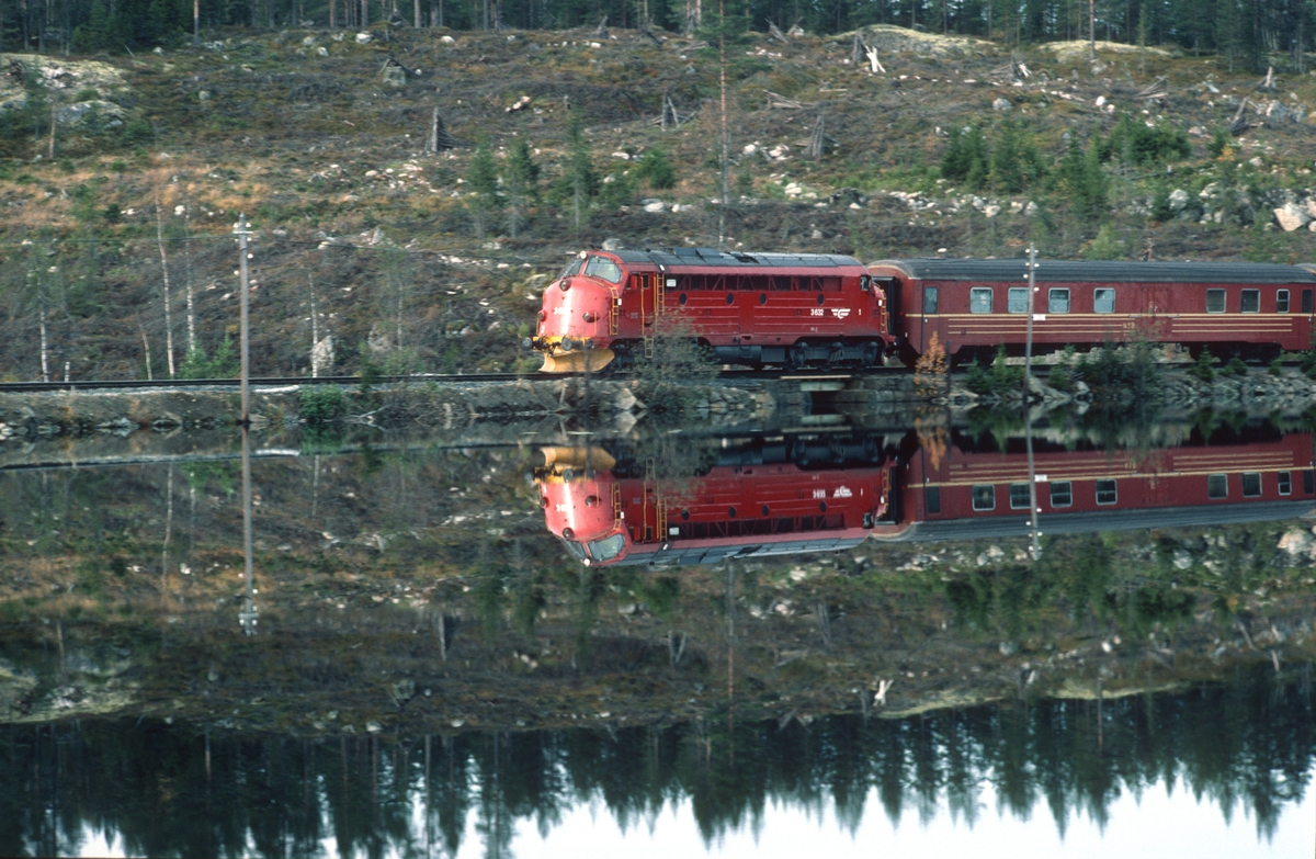 Persontog fra Fagernes til Oslo ved Trevatn.