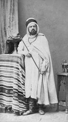 Marentius Thams i Algerie i arabisk drakt.
