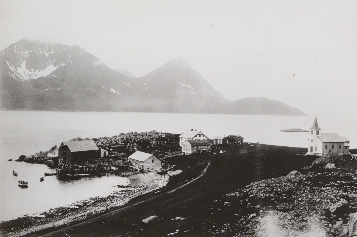 Øksfjord, Loppa. - Riksantikvaren / DigitaltMuseum