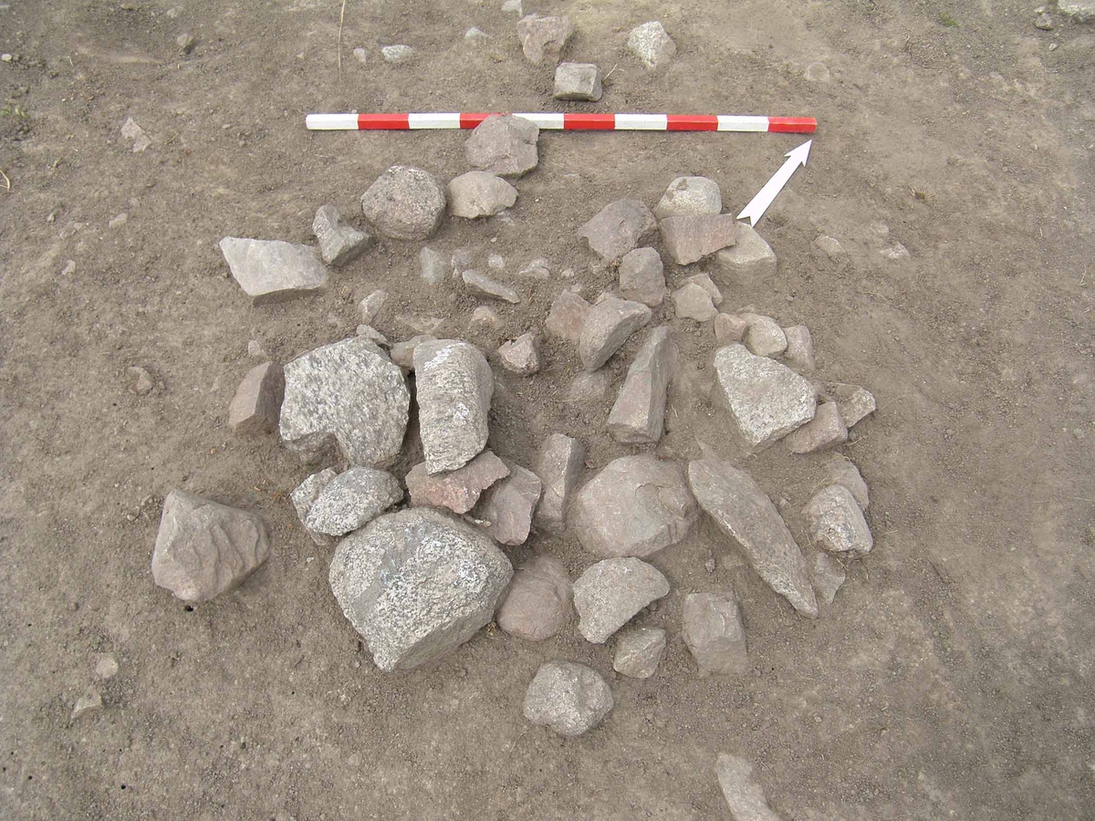 Arkeologisk slutundersökning, nedgrävning A13745, Berget, Gamla Uppsala, Uppsala 2008