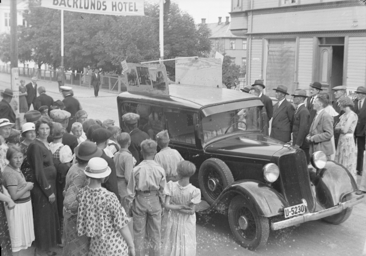 Jubileumsutstillingen i Levanger 1936 - Schrøders rullende fotolab.
