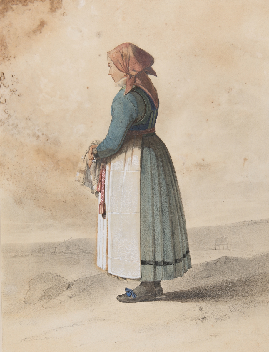 Dräkt.Kvinna från Järrestads härad stående i helfigur från sidan Akvallererad blyertsteckning i storformat av Otto Wallgren