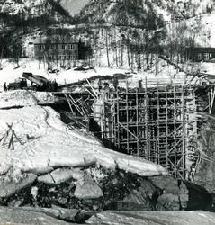 Bru over u-tunnel Arabygdi